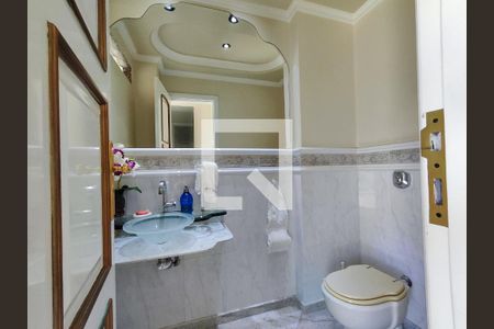 Apartamento à venda com 400m², 3 quartos e 3 vagas Apartamento à venda com 400m², 3 quartos e 3 vagasLavabo