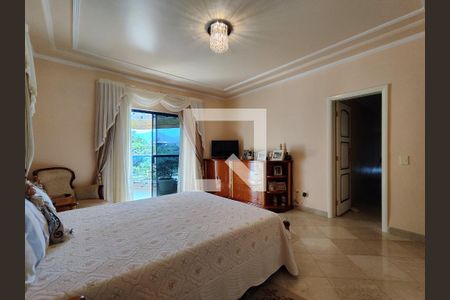 Apartamento à venda com 400m², 3 quartos e 3 vagas Apartamento à venda com 400m², 3 quartos e 3 vagasSuíte 1