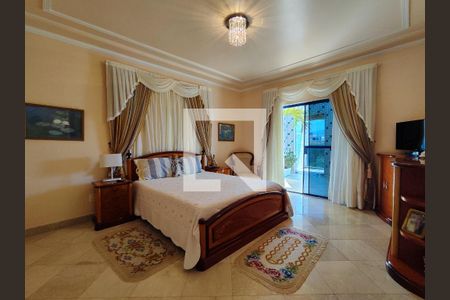 Apartamento à venda com 400m², 3 quartos e 3 vagas Apartamento à venda com 400m², 3 quartos e 3 vagasSuíte 1