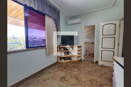 Apartamento à venda com 400m², 3 quartos e 3 vagas Apartamento à venda com 400m², 3 quartos e 3 vagasSuíte 2