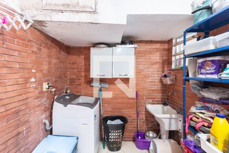 Casa à venda com 115m², 3 quartos e 1 vagaÁrea de Serviço