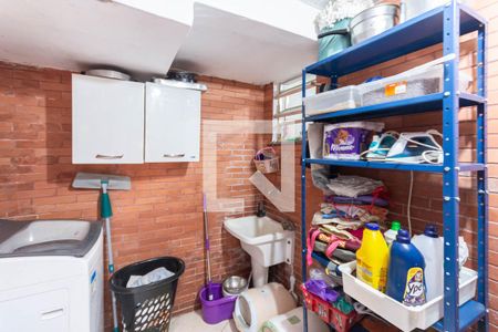 Casa à venda com 115m², 3 quartos e 1 vagaÁrea de Serviço