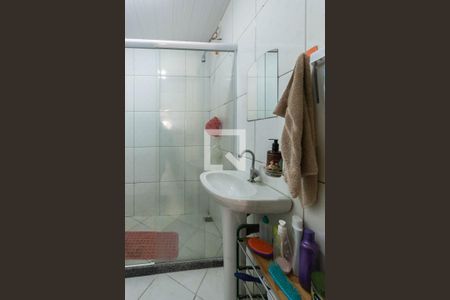 Casa à venda com 115m², 3 quartos e 1 vagaBanheiro