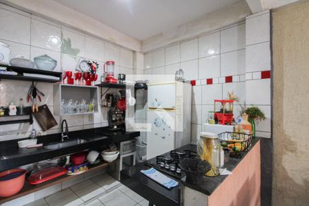 Casa à venda com 148m², 3 quartos e 3 vagas Casa à venda com 148m², 3 quartos e 3 vagasCozinha