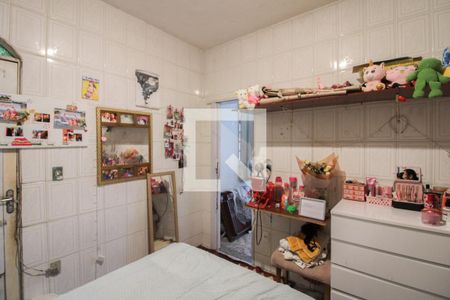 Casa à venda com 148m², 3 quartos e 3 vagas Casa à venda com 148m², 3 quartos e 3 vagasQuarto 2