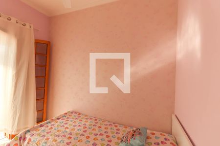 Casa à venda com 109m², 4 quartos e 5 vagas Casa à venda com 109m², 4 quartos e 5 vagasQuarto