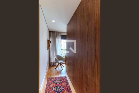 Apartamento à venda com 312m², 4 quartos e 4 vagasSuíte 2