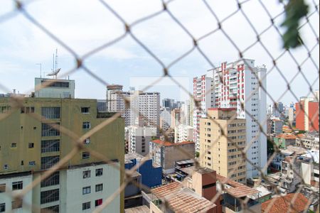 Apartamento à venda com 80m², 2 quartos e 1 vaga Apartamento à venda com 80m², 2 quartos e 1 vagaVista da Varanda da Suíte