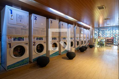 Apartamento à venda com 80m², 2 quartos e 1 vaga Apartamento à venda com 80m², 2 quartos e 1 vagaÁrea comum - Lavanderia