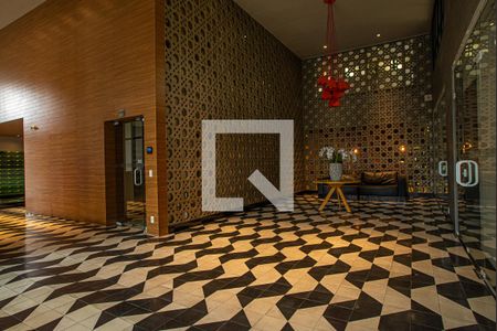 Apartamento à venda com 80m², 2 quartos e 1 vaga Apartamento à venda com 80m², 2 quartos e 1 vagaÁrea comum - Hall Social