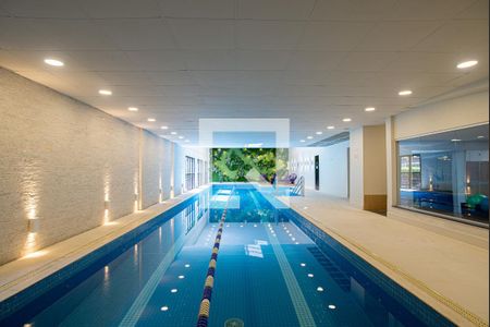 Apartamento à venda com 80m², 2 quartos e 1 vaga Apartamento à venda com 80m², 2 quartos e 1 vagaÁrea comum - Piscina coberta