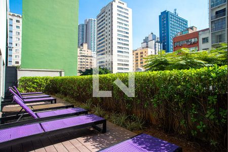 Apartamento à venda com 80m², 2 quartos e 1 vaga Apartamento à venda com 80m², 2 quartos e 1 vagaÁrea comum - Solário da piscina coberta