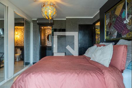 Apartamento à venda com 80m², 2 quartos e 1 vaga Apartamento à venda com 80m², 2 quartos e 1 vagaSuíte