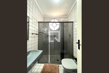 Casa à venda com 142m², 4 quartos e 2 vagas Casa à venda com 142m², 4 quartos e 2 vagasBanheiro da Suíte 2