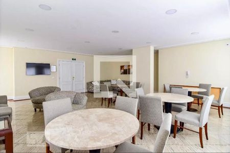 Apartamento à venda com 90m², 3 quartos e 2 vagas Apartamento à venda com 90m², 3 quartos e 2 vagasÁrea comum - Salão de festas