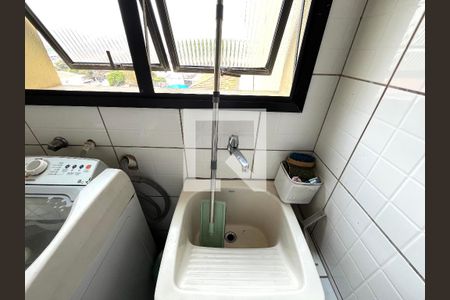 Apartamento à venda com 90m², 3 quartos e 2 vagas Apartamento à venda com 90m², 3 quartos e 2 vagasÁrea de Serviço