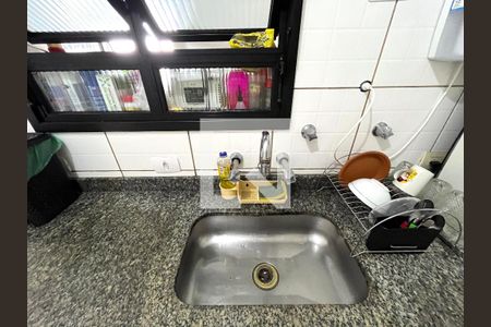 Apartamento à venda com 90m², 3 quartos e 2 vagas Apartamento à venda com 90m², 3 quartos e 2 vagasCozinha