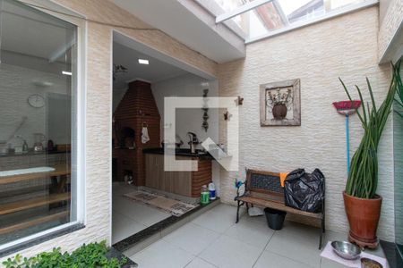 Casa à venda com 170m², 3 quartos e 2 vagasQuintal