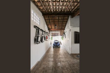 Casa à venda com 450m², 4 quartos e 6 vagas Casa à venda com 450m², 4 quartos e 6 vagasGaragem