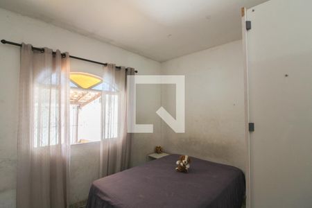 Casa à venda com 450m², 4 quartos e 6 vagas Casa à venda com 450m², 4 quartos e 6 vagasQuarto 1