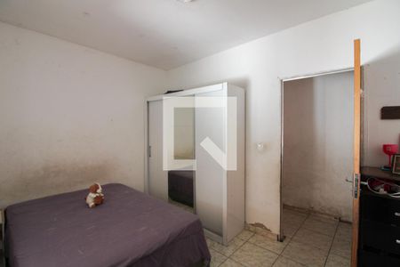 Casa à venda com 450m², 4 quartos e 6 vagas Casa à venda com 450m², 4 quartos e 6 vagasQuarto 1