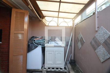 Casa de condomínio à venda com 70m², 2 quartos e 1 vagaÁrea externa