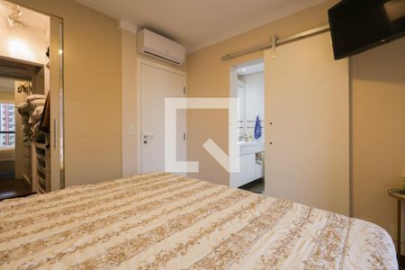 Apartamento à venda com 227m², 3 quartos e 3 vagas Apartamento à venda com 227m², 3 quartos e 3 vagasSuíte