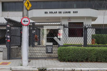 Apartamento à venda com 227m², 3 quartos e 3 vagas Apartamento à venda com 227m², 3 quartos e 3 vagasFachada do condomínio