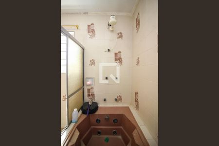 Casa à venda com 282m², 4 quartos e 3 vagas Casa à venda com 282m², 4 quartos e 3 vagasBanheiro da Suíte