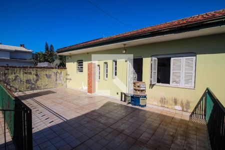 Casa à venda com 282m², 4 quartos e 3 vagas Casa à venda com 282m², 4 quartos e 3 vagasTerraço