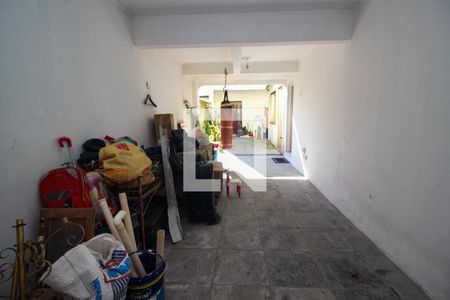 Casa à venda com 282m², 4 quartos e 3 vagas Casa à venda com 282m², 4 quartos e 3 vagasGaragem