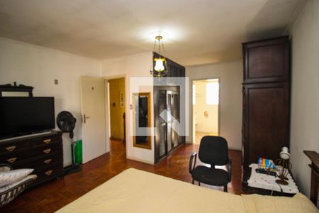 Casa à venda com 282m², 4 quartos e 3 vagas Casa à venda com 282m², 4 quartos e 3 vagasQuarto Suíte