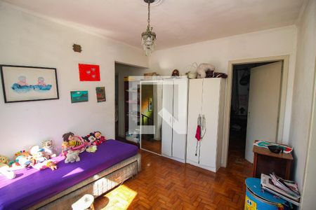 Casa à venda com 282m², 4 quartos e 3 vagas Casa à venda com 282m², 4 quartos e 3 vagasQuarto 3