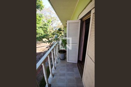 Casa à venda com 282m², 4 quartos e 3 vagas Casa à venda com 282m², 4 quartos e 3 vagasSacada do Quarto Suíte