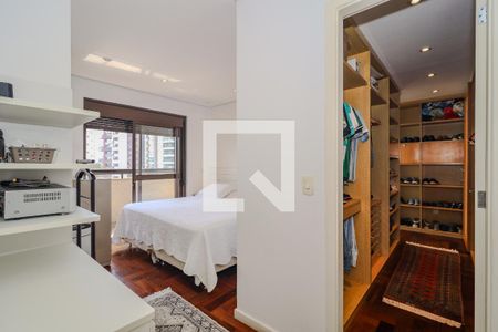 Apartamento à venda com 225m², 4 quartos e 4 vagas Apartamento à venda com 225m², 4 quartos e 4 vagasSuíte 1