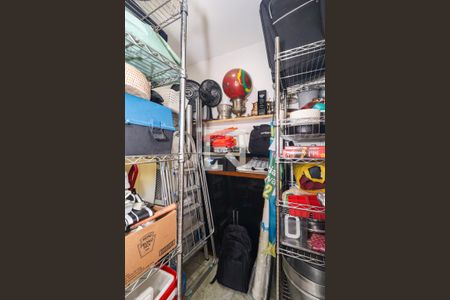 Apartamento à venda com 225m², 4 quartos e 4 vagas Apartamento à venda com 225m², 4 quartos e 4 vagasÁrea de Serviço