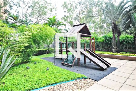 Apartamento à venda com 225m², 4 quartos e 4 vagas Apartamento à venda com 225m², 4 quartos e 4 vagasÁrea comum - Playground