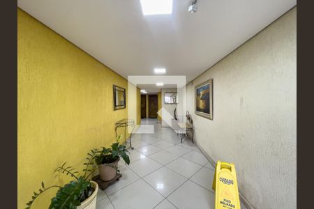 Apartamento à venda com 64m², 2 quartos e 1 vagaÁrea Comum - Hall de Entrada 