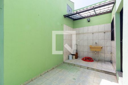 Casa à venda com 238m², 4 quartos e 3 vagas Casa à venda com 238m², 4 quartos e 3 vagasÁrea de Serviço