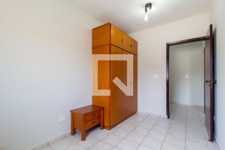 Casa à venda com 238m², 4 quartos e 3 vagas Casa à venda com 238m², 4 quartos e 3 vagasEdícula - Quarto 1