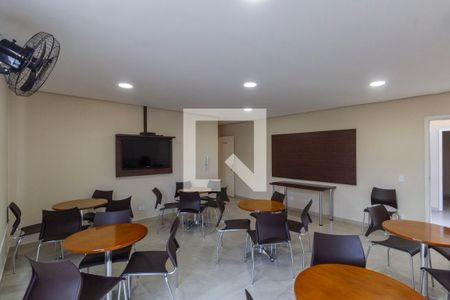 Apartamento à venda com 54m², 2 quartos e 1 vaga Apartamento à venda com 54m², 2 quartos e 1 vagaÁrea Comum - Salão de Festas