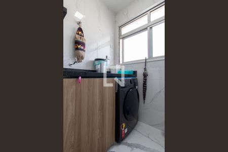 Apartamento à venda com 54m², 2 quartos e 1 vaga Apartamento à venda com 54m², 2 quartos e 1 vagaÁrea de Serviço