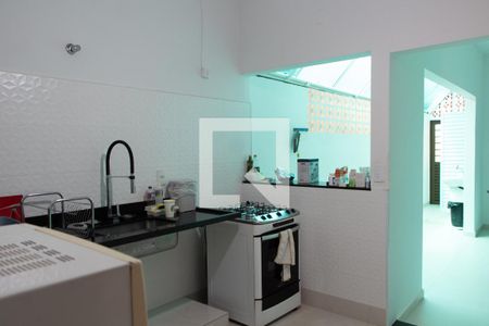 Casa à venda com 180m², 3 quartos e 3 vagas Casa à venda com 180m², 3 quartos e 3 vagasCOZINHA