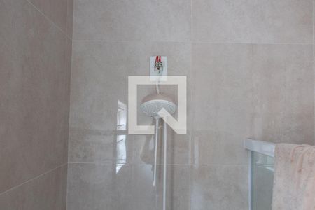 Casa à venda com 180m², 3 quartos e 3 vagas Casa à venda com 180m², 3 quartos e 3 vagasBANHEIRO DA SUITE