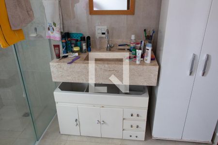 Casa à venda com 180m², 3 quartos e 3 vagas Casa à venda com 180m², 3 quartos e 3 vagasBANHEIRO DA SUITE