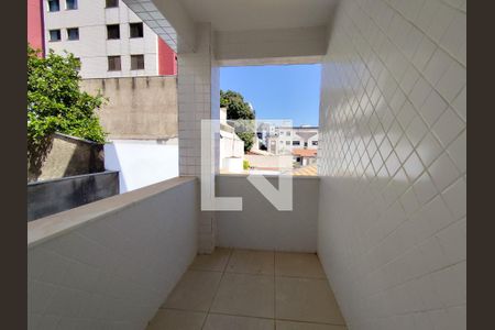 Apartamento à venda com 80m², 3 quartos e 2 vagas Apartamento à venda com 80m², 3 quartos e 2 vagasVaranda Quarto 3
