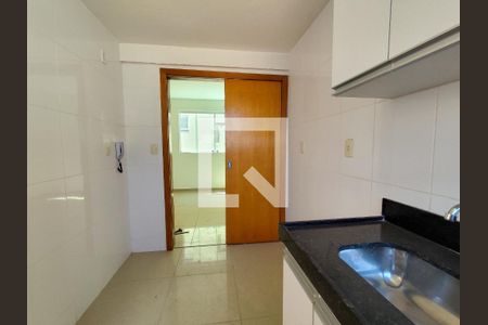 Apartamento à venda com 80m², 3 quartos e 2 vagas Apartamento à venda com 80m², 3 quartos e 2 vagasCozinha