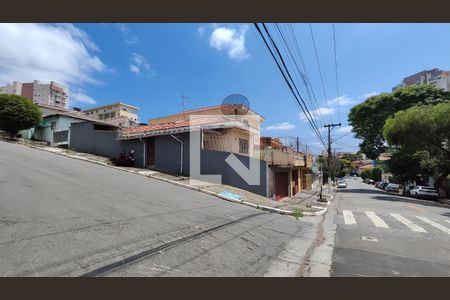 Casa à venda com 152m², 3 quartos e 2 vagasFachada