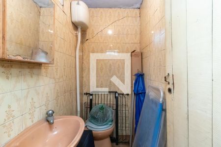 Casa à venda com 152m², 3 quartos e 2 vagasGaragem - Banheiro