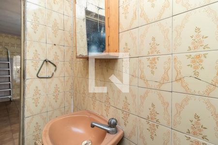 Casa à venda com 152m², 3 quartos e 2 vagasGaragem - Banheiro